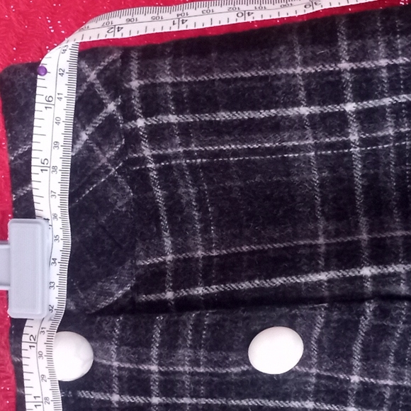 Hand Crafted Skirt - Picture 4 of 4